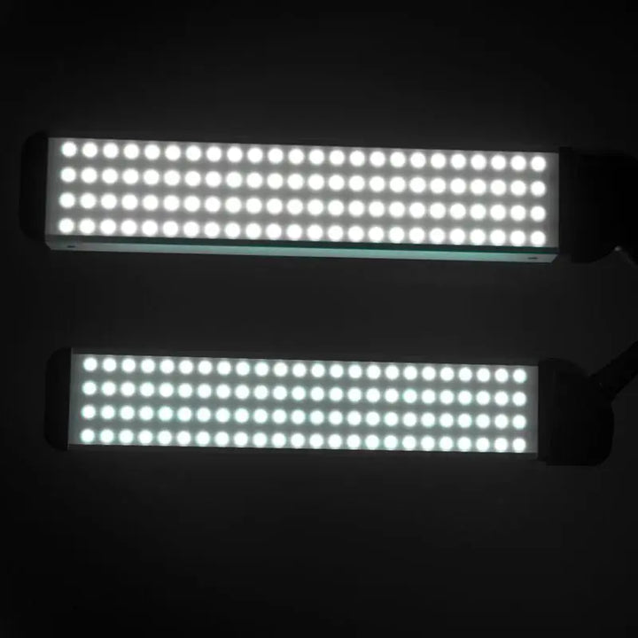 Zwei beleuchtete LED-Panels für Wimpern und Make-up Polluks II typ msp-ld01