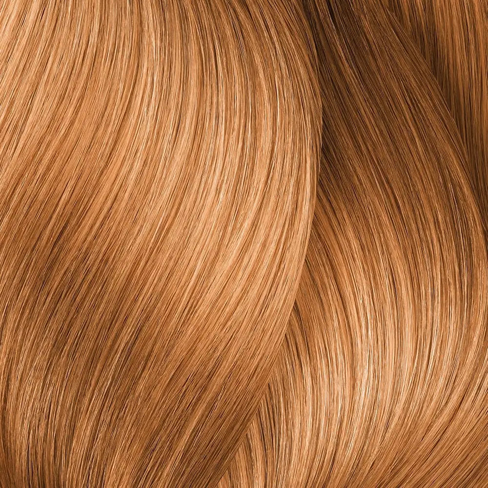 Goldene blonde Haarschichten mit L’Oréal Professionnel Majirel Haarfarbe