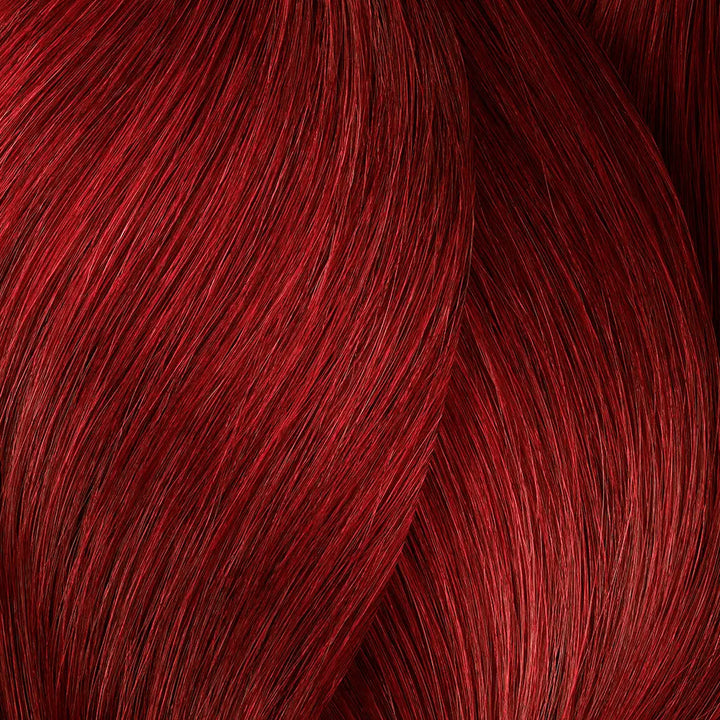 Vibrendes, fließendes rotes Haar mit L Oréal Professionnel Majirel Haarfarbe