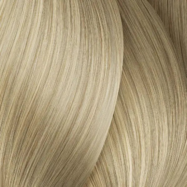 Blonde Haarsträhnen mit L’Oréal Professionnel Majirel High Lift Farbpflege