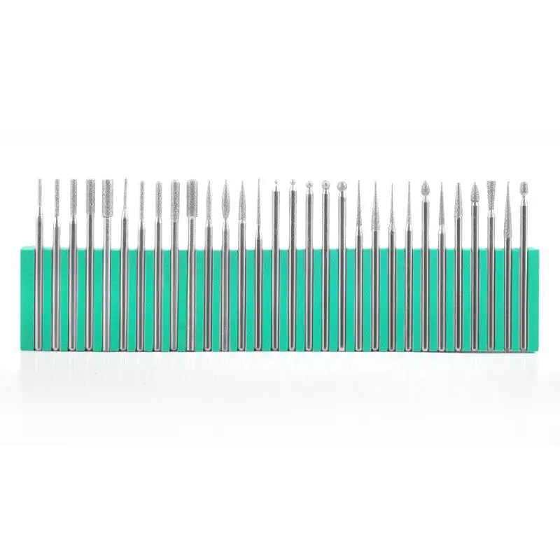 Nagelfräser Set DBD-F 30 Teilig mit Nagelbohrern in grünem Halter