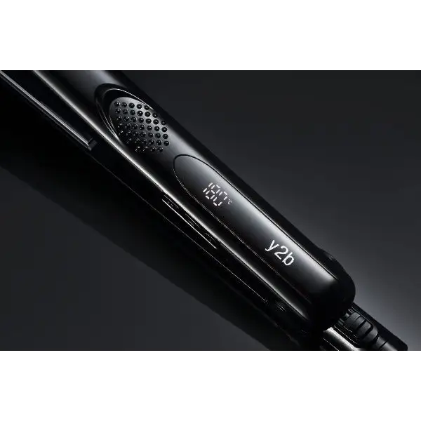Schwarzer Haarglätter mit Digitalanzeige vom Olymp Hairmaster Iron Y2B