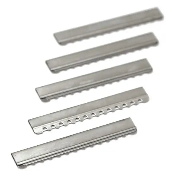 Metal Lace Aglets am Termix Styling Rasiermesser für stilvollen Haarschmuck