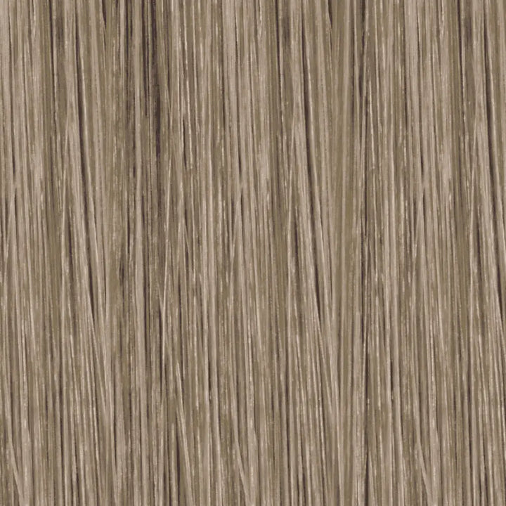 Gerade hellbraune Haarsträhnen mit Alfaparf Milano Color Wear Produkt