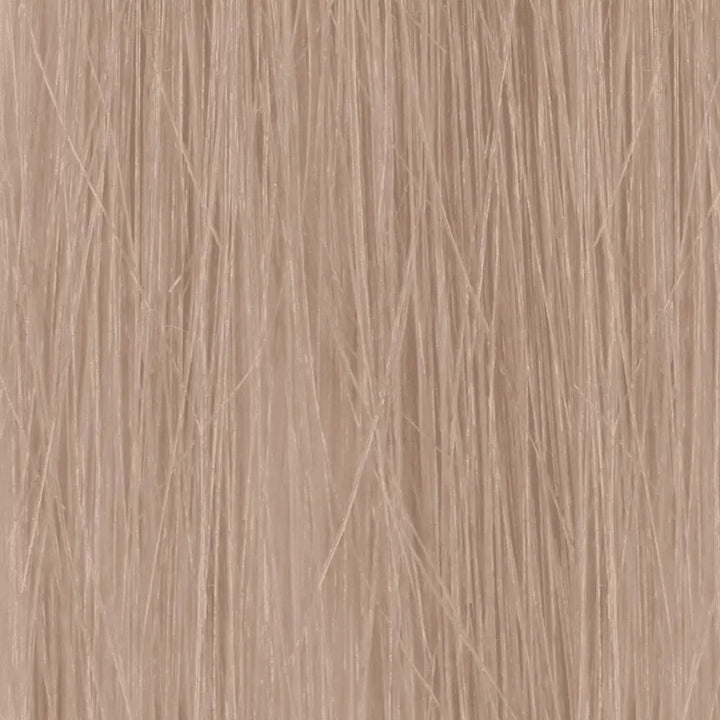 Helles blondes Haarsträhnen im Alfaparf Milano Color Wear Produkt