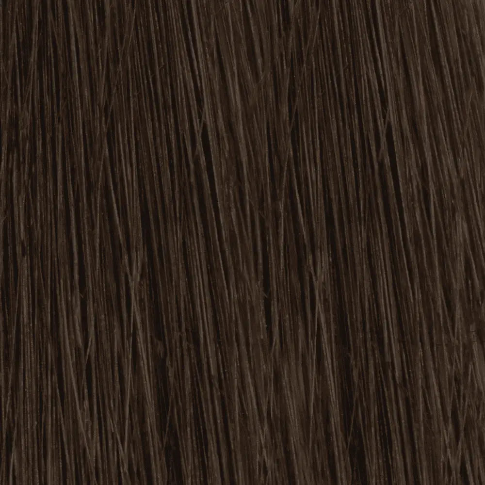 Dunkbraune Haarsträhnen mit Alfaparf Milano Color Wear Farbe