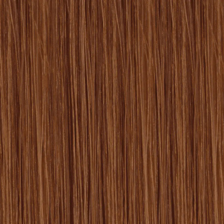 Gerade kastanienbraune Haarsträhnen mit Alfaparf Milano Color Wear Produkten