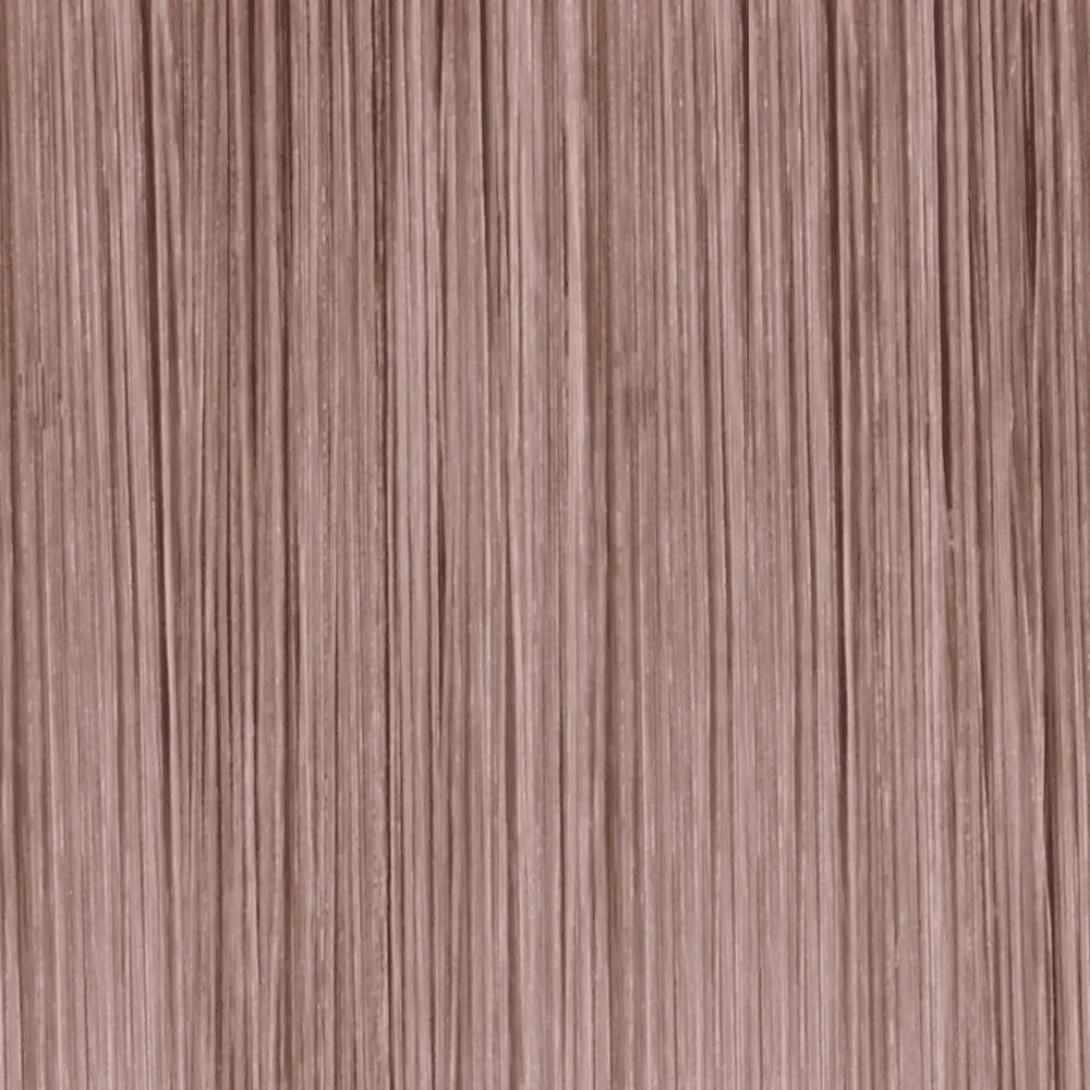 Gerade hellbraune Haarsträhnen mit Alfaparf Milano Color Wear Produkt