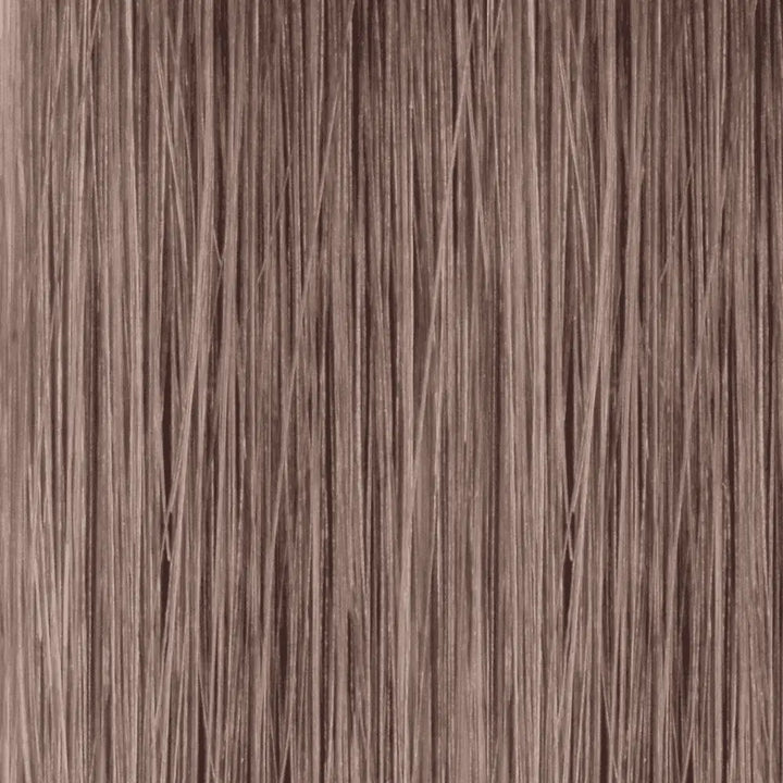 Gerade hellbraune Haarsträhnen mit Alfaparf Milano Color Wear Produkt