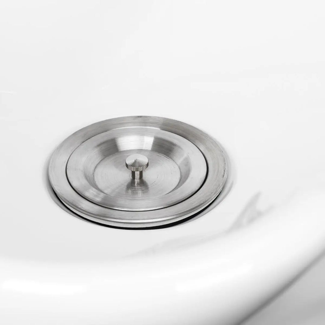 Hellenischer Gabbiano Friseur-Waschanlage Helsinki Braun glänzender Metallsiebdeckel