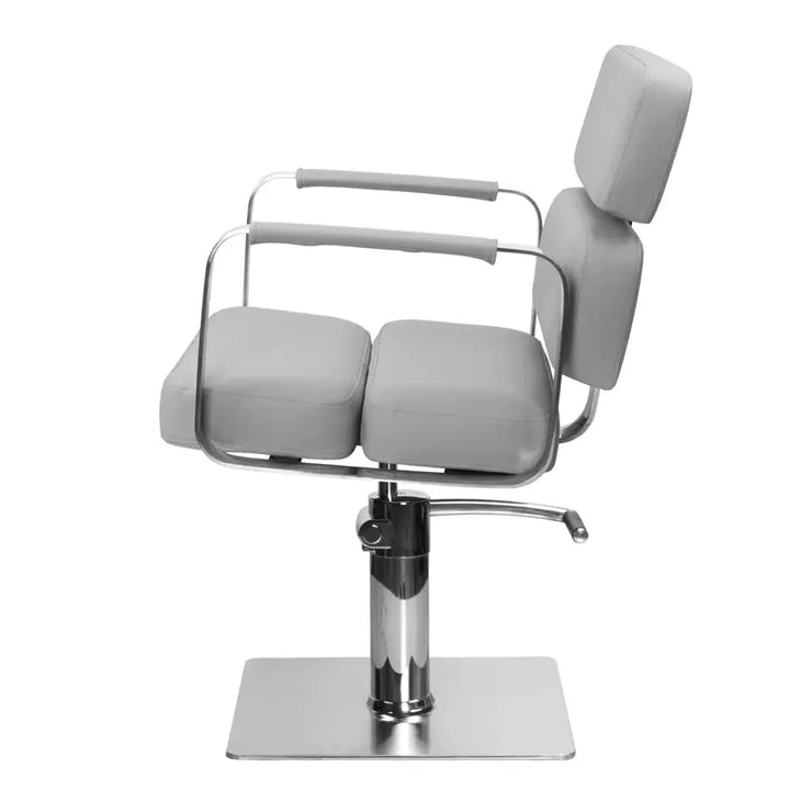 Grauer Friseurstuhl Gabbiano Porto Grau mit Chrombasis