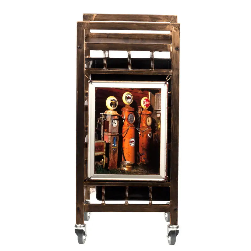 Metallrahmen-Vitrinen mit Vintage-Gas-Pumpenkunst für Gabbiano Friseurwagen 8-139