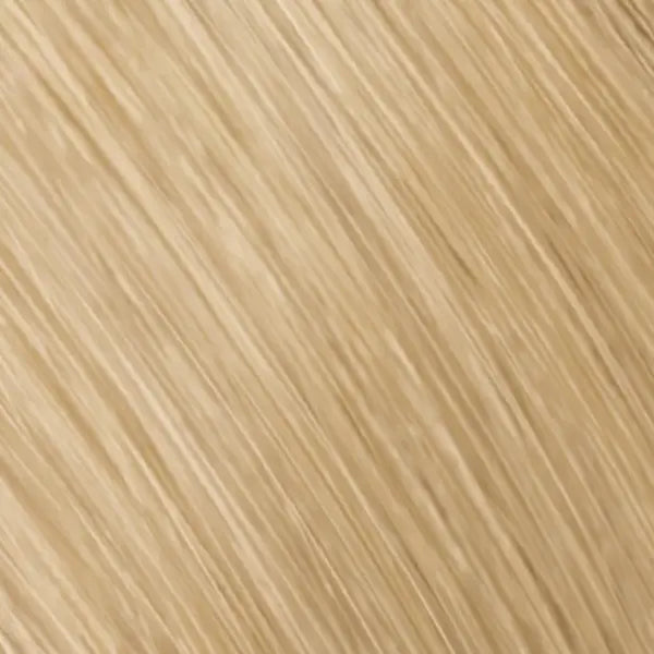 Blonde haarsträhnen mit Goldwell Colorance Gloss Tones für glänzendes Farbfinish