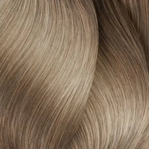 Ash blonde Haarsträhnen mit L Oreal Professionnel Inoa Haarfarbe przezogen