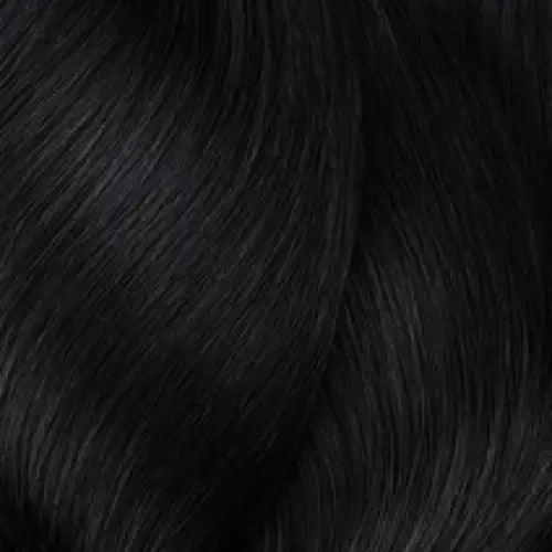 Glamouröses glänzendes schwarzes Haar mit L’Oreal Professionnel Inoa Haarfarbe