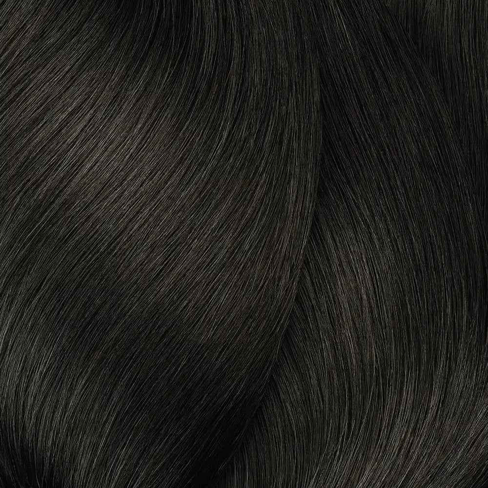 Dunkles fließendes Haar mit L Oreal Professionnel Inoa Haarfarbe