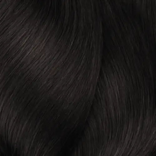 Dunkelbraunes, welliges Haar mit L Oreal Professionnel Inoa Haarfarbe