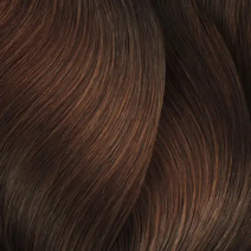 Glanzvolle dunkelbraune Haarsträhnen mit L Oreal Professionnel Inoa Haarfarbe