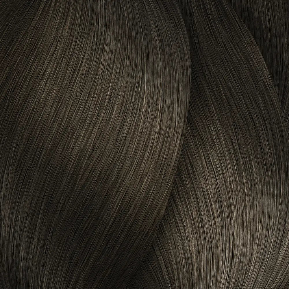 Braided dunkelbraunes Haar mit L’OREAL PROFESSIONNEL Inoa Haarfarbe