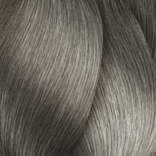 Braunes aschblondes geflochtenes Haar mit L’Oreal Professionnel Inoa Haarfarbe