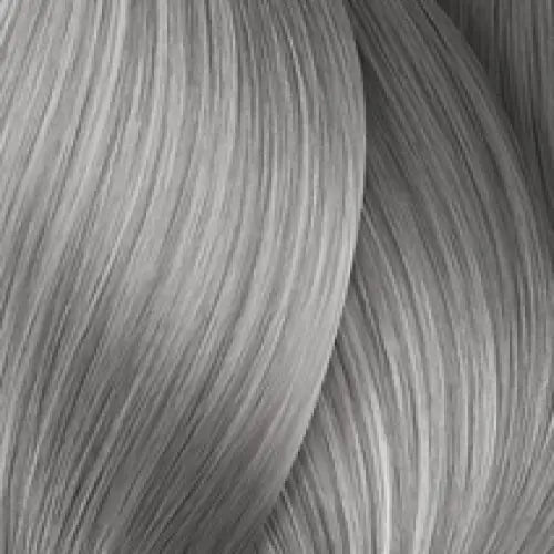 Silberne Haarsträhnen mit L Oreal Professionnel Inoa Haarfarbe Produkt