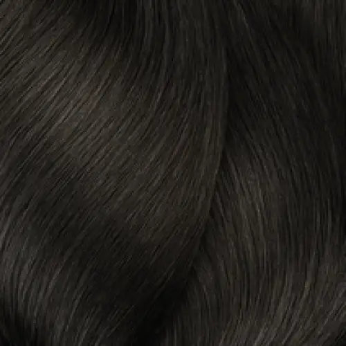 Dunkle, glänzende Haarsträhnen mit L Oreal Professionnel Inoa Haarfarbe