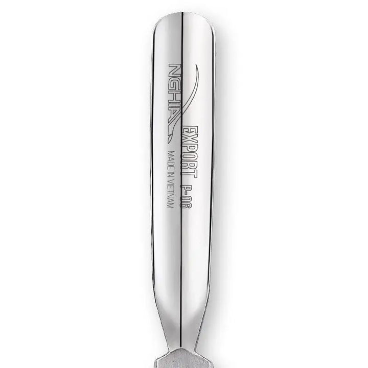 Silberner Nagelhautschieber von Nghia Export Metall-Nagelhautschieber p-06