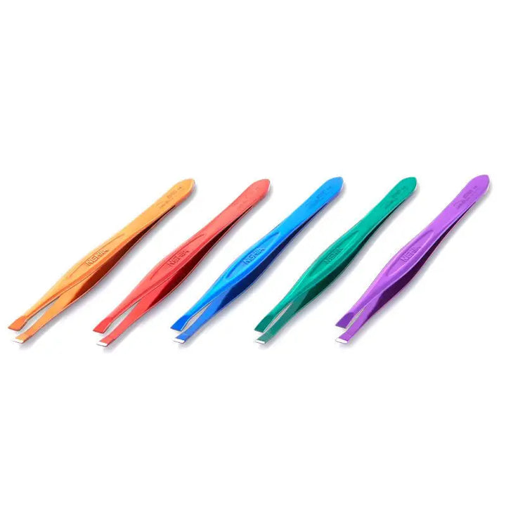 Buntes Set aus Pinzette Nghia export T-01 Braun für präzises Zupfen