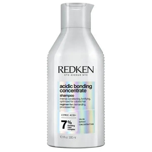 Redken Acidic Bonding Concentrate Shampoo Flasche für gesunde Haare und Reparatur