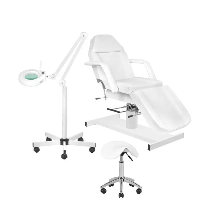 Weiße Kosmetikliege mit Lupenleuchte LED und Kosmetikhocker für professionellen Salon