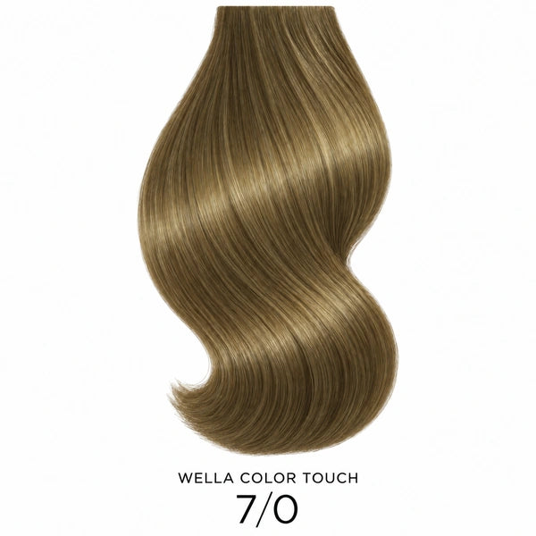 Wella Color Touch Pure Naturals 7/0 – Haarfarbmuster auf weißem Hintergrund