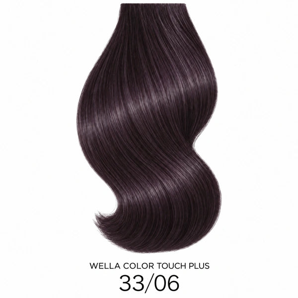 Wella Color Touch Plus 33/06 – Haarfarbmuster auf weißem Hintergrund