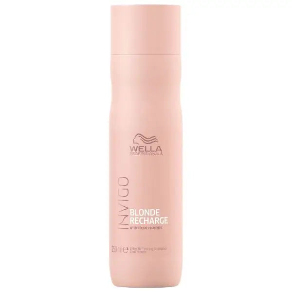 Pink Wella Blonde Recharge Shampoo Flasche für Wella Invigo Blonde Cool Shampoo