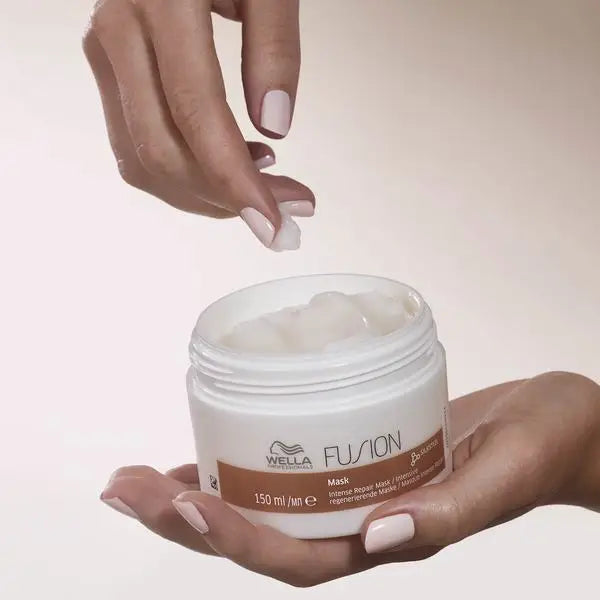 Wella Professionals Fusion Intensive Repair Maske für gesundes Haar, haarpflege Produkt