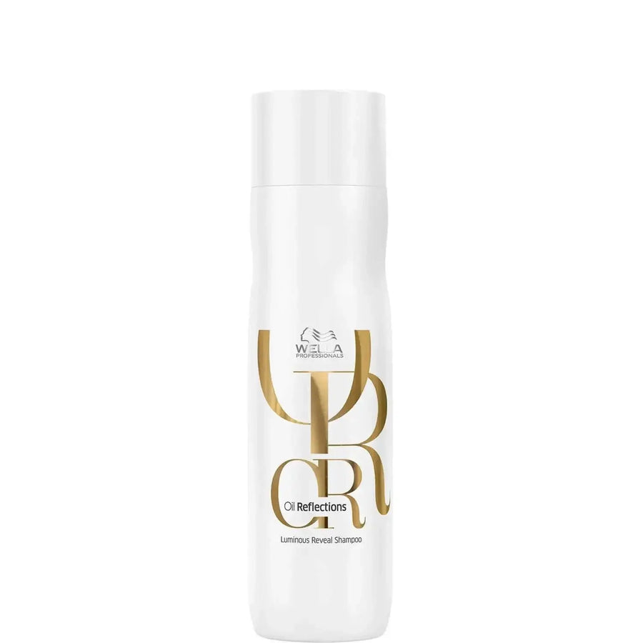 Weiße Shampoo-Flasche von Wella Professionals Oil Reflections Luminous Reveal