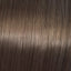 Glänzende braun- bis blondfarbene Haarsträhnen mit Wella Shinefinity Zero Lift Glaze