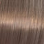 Glänzendes hellbraunes Haar mit Wella Shinefinity Zero Lift Glaze