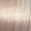 Gerades hellblondes Haar mit Wella Shinefinity Zero Lift Glaze