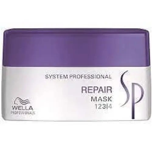 Wella SP Repair Haarmaske mit lila und weißer Haarkur gegen Haarbruch